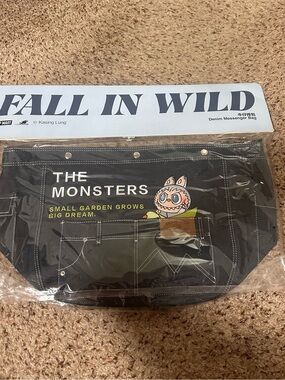 THE MONSTERS FALL IN WILD SERIES-Denim Messenger Bag
